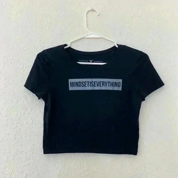 🌸$5 Elevated Mindset Crop Top XS - Picture 5 of 8
